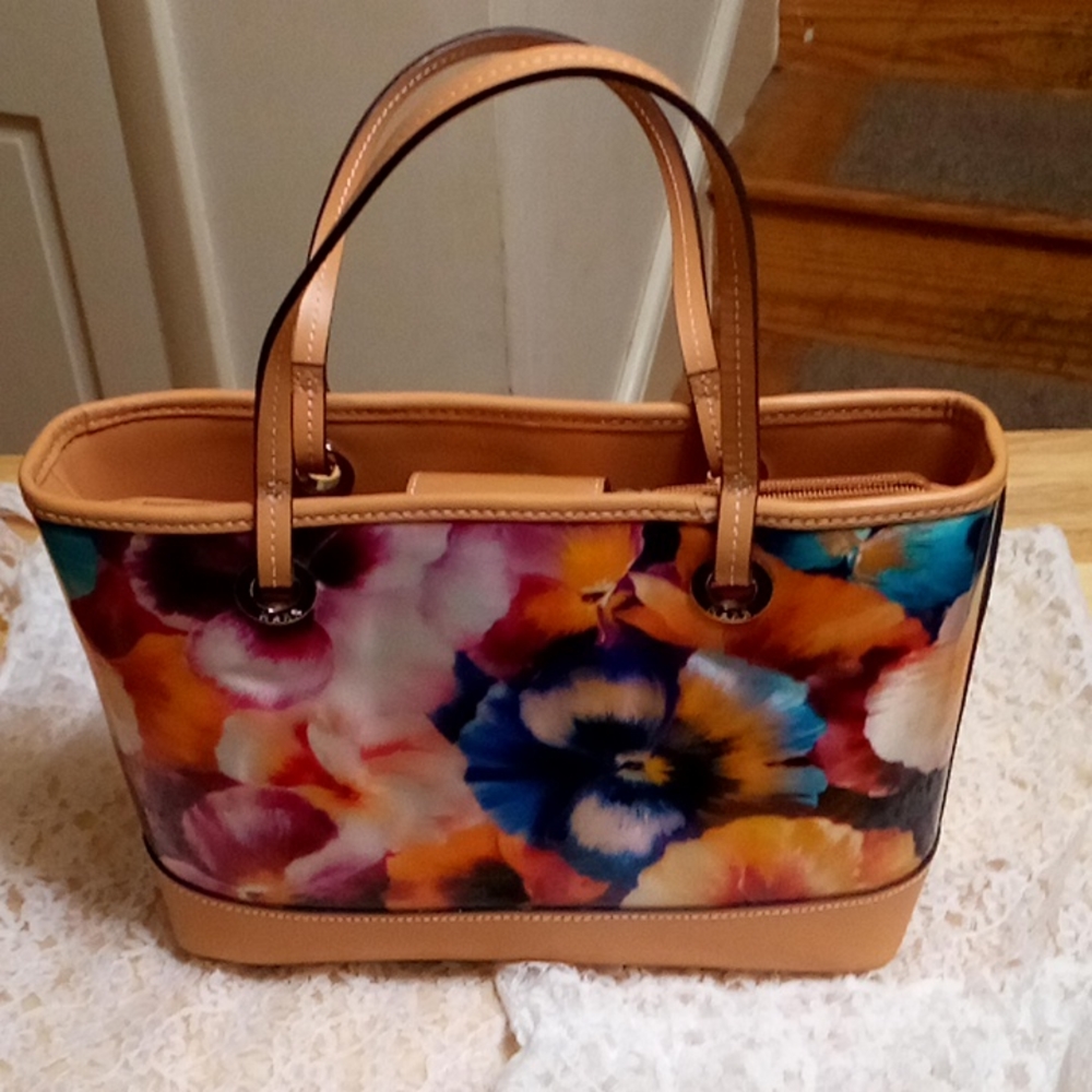 From Anita's Closet Maxx of New York Gorgeous Spring Flowered arm Bag